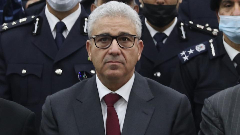 Sau khi làm công tác huấn luyện trong gần một thập kỷ, ông rời Lực lượng Không quân vào năm 1993 và sau đó thành lập một công ty thương mại. Ảnh: TRT.