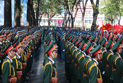 Toan canh lẽ mit tinh diẽu binh, diẽu hành mung Chien thang 30/4-Hinh-2