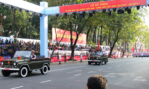 Toan canh lẽ mit tinh diẽu binh, diẽu hành mung Chien thang 30/4-Hinh-17