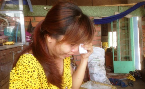 Nguoi me mat con uat nghen vi bi Chuyen dong 24h 