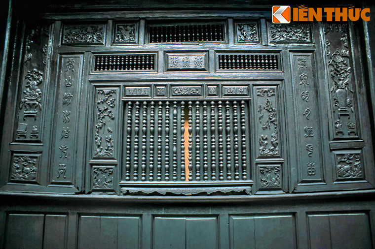 Ngôi nhà có niên đại hơn 150 năm, mang phong cách kiến trúc vùng Hoa Hạ Trung Hoa. Trải qua nhiều thăng trầm lịch sử, ngôi nhà vẫn được bảo tồn khá nguyên trạng về kiểu dáng kiến trúc và cách bài trí nội thất.