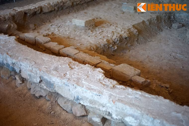 Trải qua nhiều năm tháng thăng trầm của lịch sử, thành An Thổ ngày nay chỉ còn vài dấu tích ít ỏi, đó là những đoạn nền móng một số công trình kiến trúc trong thành.