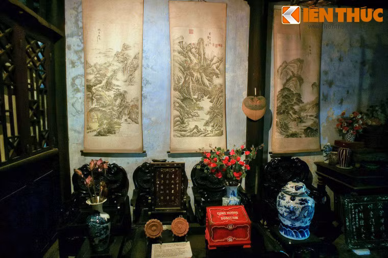 Không chỉ là một công trình thờ tự của gia tộc, nhà cổ tộc Trần cũng là một trong những điểm tham quan chính, thu hút đông đảo du khách ở phố cổ Hội An.