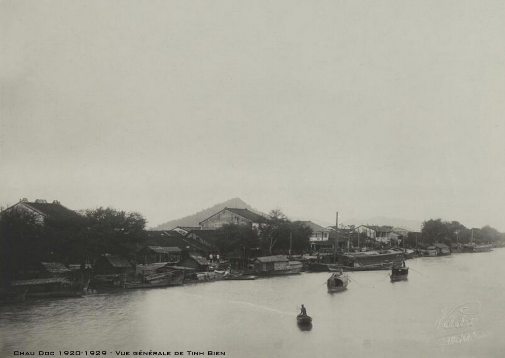 Phong cảnh ở Tịnh Biên, phía xa là núi Sam nổi tiếng của Châu Đốc. Ảnh tư liệu.