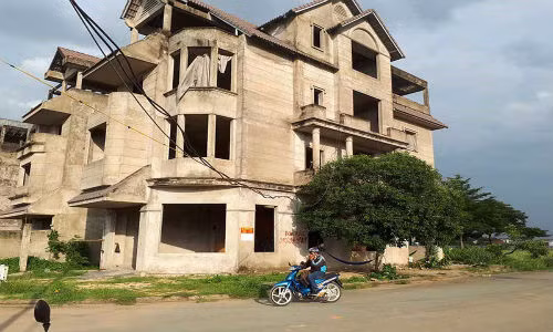 "Chet dung" vi hon nhien dau tu bat dong san theo… tin don