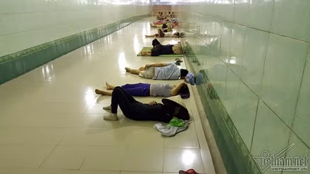 Tất cả các hầm đường bộ đều có nhân viên vệ sinh thường xuyên nên khá sạch sẽ, thoáng mát.