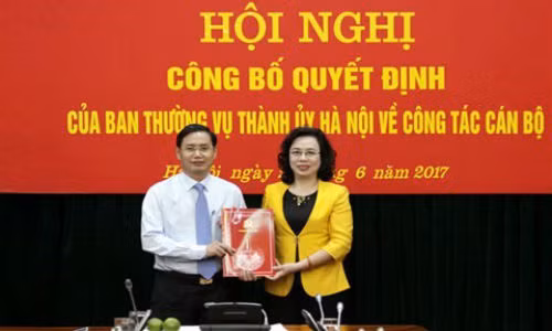 De nghi mien nhiem, bau bo sung nhieu Uy vien UBND TP Ha Noi