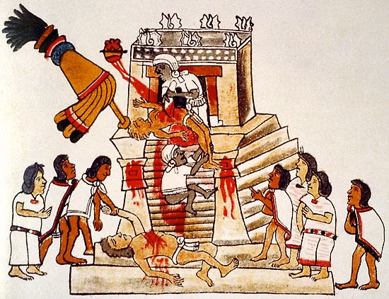 Không những vậy, thần Huitzilopchtli còn tàn sát những anh chị em còn lại và treo đầu họ thành các vì sao trên bầu trời. Thần Mặt trời Huitzilopchtli còn yêu cầu người dân Aztec thực hiện nghi lễ hiến tế người. Theo đó, hàng ngày, người Aztec dâng lên thần Huitzilopchtli một vật hiến tế để tránh cơn thịnh nộ của vị thần này.