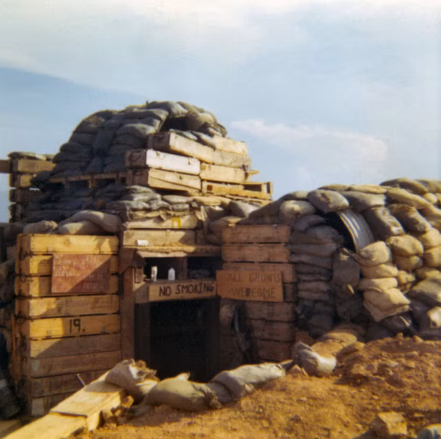 Một địa điểm đóng quân của lính Mỹ trong Chiến tranh Việt Nam.