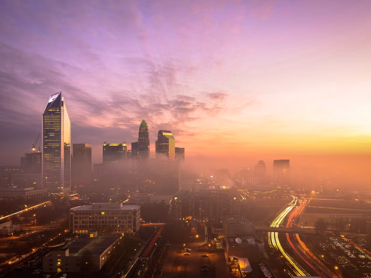 Bảo tàng Nghệ thuật Hiện đại Bechtler là một trong những điểm đến hút khách du lịch thích đi một mình khi ghé thăm Charlotte, North Carolina.