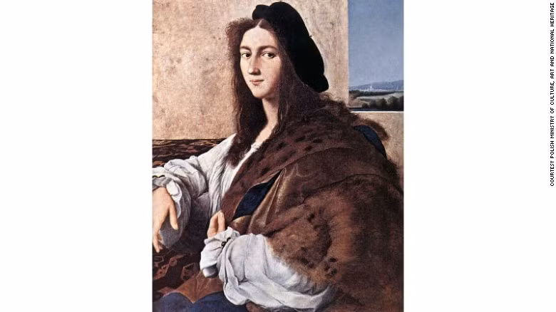 Bức họa sơn dầu "Portrait of a Young Man" của họa sĩ lừng danh Raphael bị lấy mất năm 1945. Tác phẩm này là một trong khoảng 5 triệu di sản văn hóa bị đánh cắp trong Chiến tranh thế giới 2. Bức tranh này từng được treo trong nhà Hitler nhưng về sau không rõ tung tích.