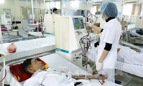 Bo Y te bo sung may chay than cho Benh vien da khoa Hoa Binh