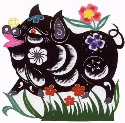 Hơn nữa, họ cũng không ngừng trau dồi các mối quan hệ xã hội nên đường đời của người tuổi Hợi ngày càng thuận lợi, càng về già sẽ càng được sống sung sướng và giàu có.