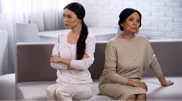 Tin con trai va con dau, vo chong toi gio song kho hon o tro