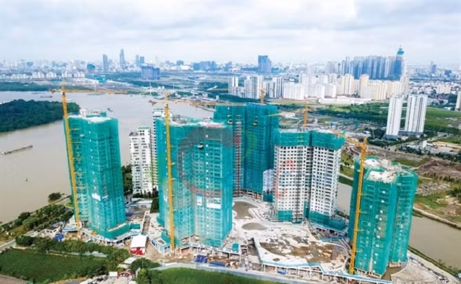 Lo chung khoan hon 15 ty, buc tranh tai chinh Coteccons the nao?