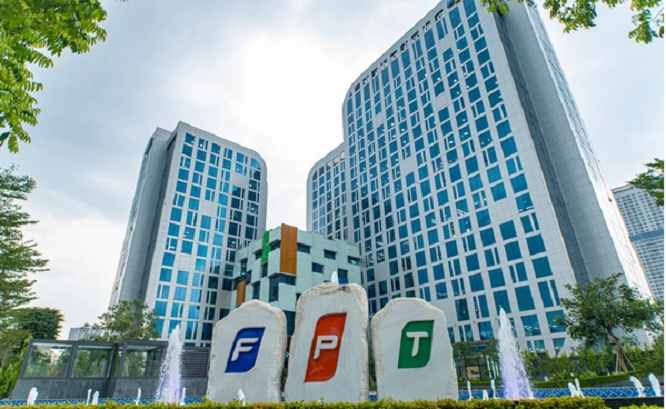 Mua them cty cong nghe 20 nam tuoi tai My, doanh thu FPT the nao?