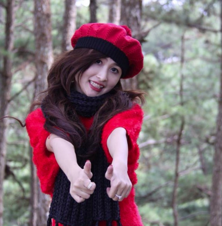 Tuy nhiên, việc nghi ngờ hot mom Sài thành vừa dao kéo vùng mặt của dân mạng không phải không có lý.