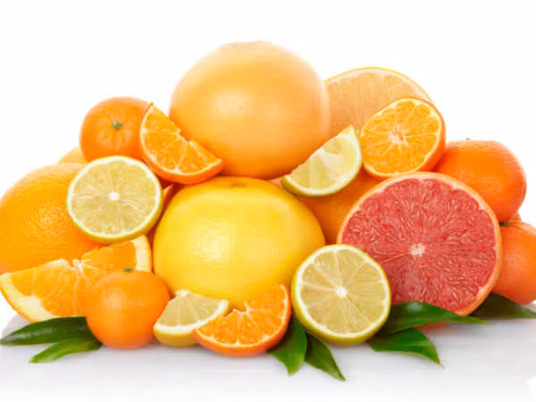 Bổ sung vitamin C. Vitamin C cũng có khả năng giảm nguy cơ nhiễm trùng đường tiết niệu vì nó có khả năng axit hóa nước tiểu.
