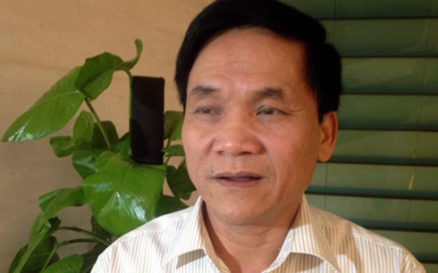 DBQH len an hanh xu cua Pho giam doc danh Tien si 76 tuoi