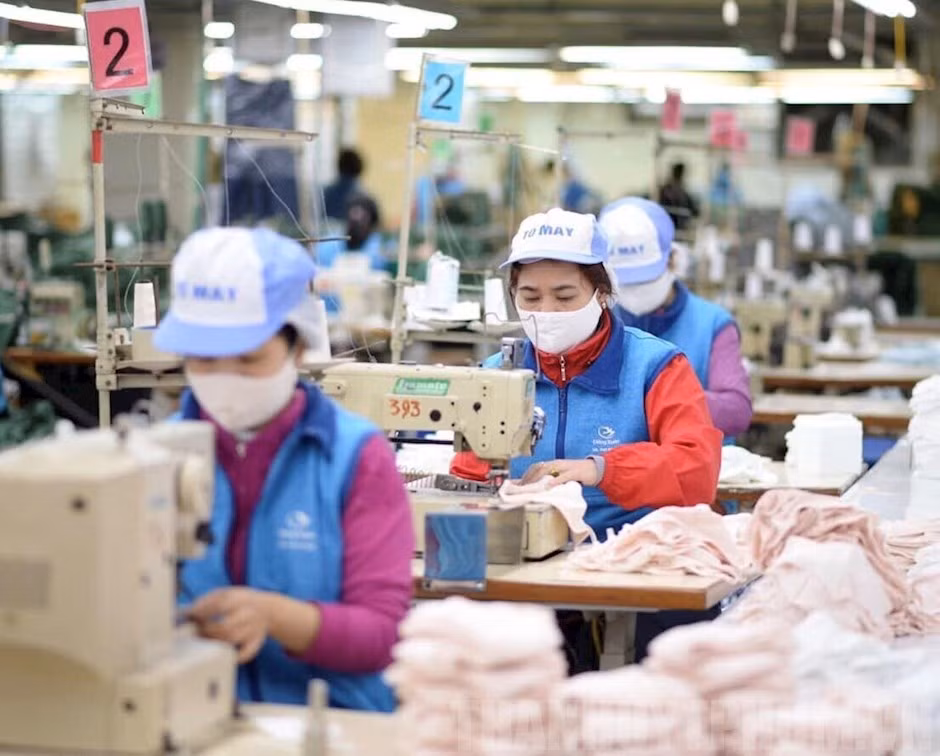 O dich COVID-19 tai KCN Bac Giang: Hien ke doanh nghiep “cheo chong” dich-Hinh-2