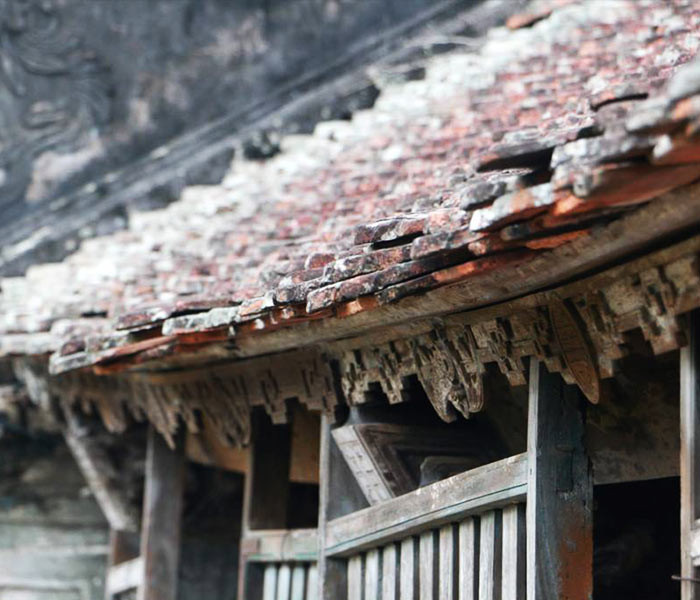 Sống trong xã hội đó nên việc Bá Bính lộng quyền, lợi dụng quyền chức để trục lợi cũng không phải là khó hiểu. (Ảnh: Ngôi nhà Bá Kiến)