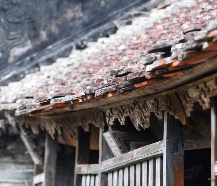 Sống trong xã hội đó nên việc Bá Bính lộng quyền, lợi dụng quyền chức để trục lợi cũng không phải là khó hiểu. (Ảnh: Ngôi nhà Bá Kiến)