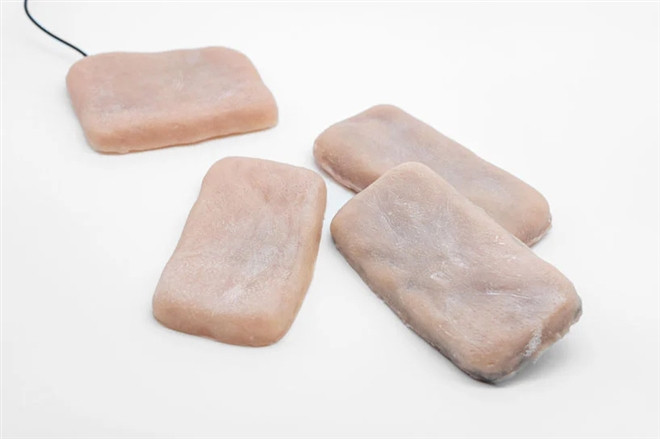 “Op lung da nguoi” - Sang che cong nghe rung ron co the cam nhan cu let