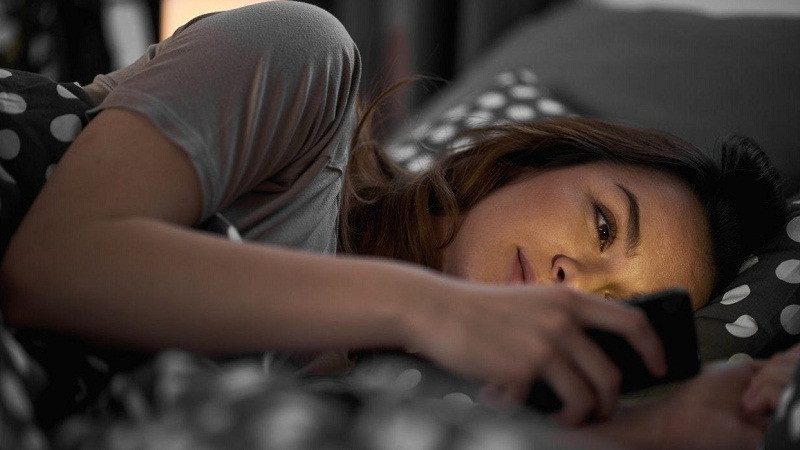 Ám ảnh khi thiếu điện thoại : Nomophobia là hội chứng mô tả nỗi sợ hãi khi không có thiết bị di động bên người, Hội chứng Nomophobia.