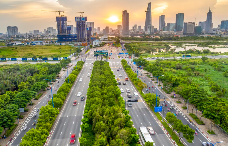 Nhiều doanh nghiệp bất động sản không “bất động” Nhieu doanh nghiep bat dong san khong “bat dong”