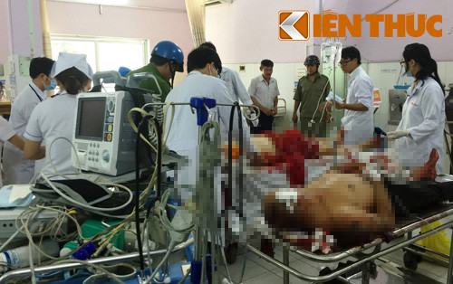 Các nạn nhân đang cấp cứu tại BV quận Thủ Đức. Các nạn nhân đang cấp cứu tại BV quận Thủ Đức.