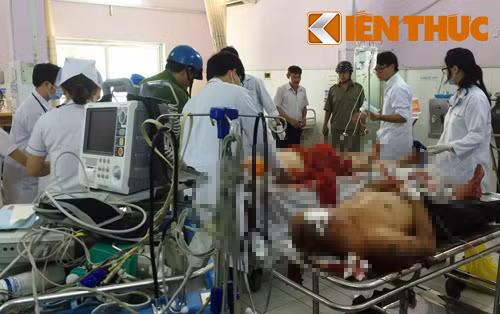 Các nạn nhân đang cấp cứu tại BV quận Thủ Đức.