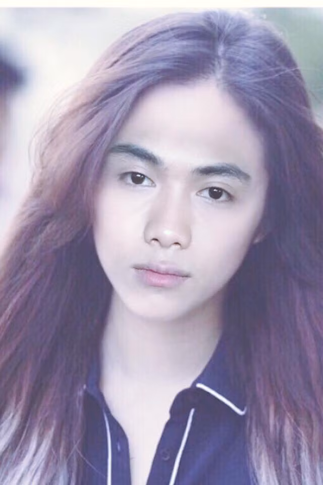 Thói quen của rapper Big Daddy là chế ghép mặt mũi của mình vào ảnh của nhiều hot girl, nữ ca sĩ khác. Chất lượng những bức ảnh ghép không đồng đều, có bức ghép rất chuẩn, nhưng lại có tấm rất vụng về… nhưng tất cả đều rất ngộ nghĩnh, hài hước.