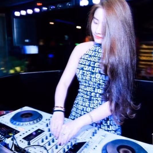 Với quan điểm như vậy, Ngọc Như tiếp tục say mê với nghề đến nay đã được hơn 3 năm, dần tạo được sự yên tâm, lòng tin với gia đình. Nhưng trên hết, nữ DJ 9X xinh đẹp thoả mãn được đam mê cháy bỏng của mình, tìm thấy niềm vui trong cuộc sống.