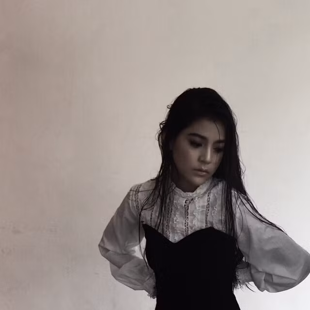 Vai diễn Katun trong phim "Tình yêu không có lỗi, lỗi tại người bạn thân" được xem là vai diễn thành công và để lại ấn tượng sâu sắc nhất trong lòng khán giả của Apinya.