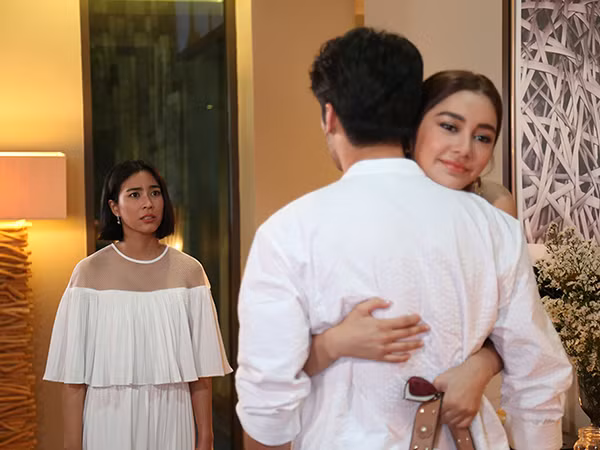 Chiêu trò dụ gái xinh làm “con giáp 13” quá sức đơn giản nhưng nhiều cô vẫn mắc bẫy Chieu tro du gai xinh lam “con giap 13” qua suc don gian nhung nhieu co van mac bay