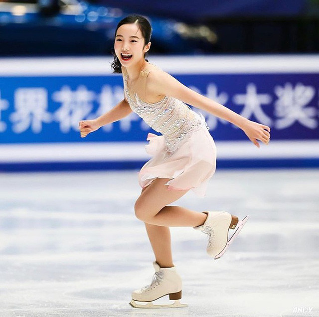 Xinh đẹp, nhạy bén, năng động, Marin nhanh chóng trở thành "con cưng" của truyền thông. Ảnh: Instagram NV.