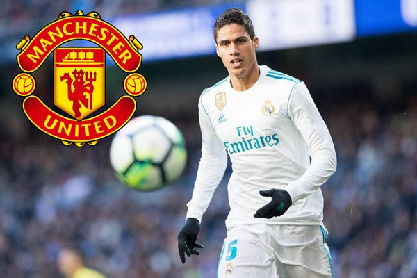 MU tien gan ky Varane, Salah lo bi Liverpool ban