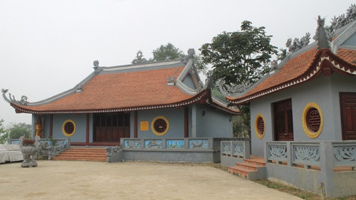 Theo thống kê, hiện nay trên địa bàn 2 tỉnh Nghệ An và Hà Tĩnh có 36 ngôi đền được nhân dân xây dựng để tôn thờ Uy Minh Vương Lý Nhật Quang. Trong đó, các ngôi đền tại huyện Nghi Lộc và huyện Quỳnh Lưu đã được công nhận di tích lịch sử văn hoá cấp tỉnh, cấp quốc gia.