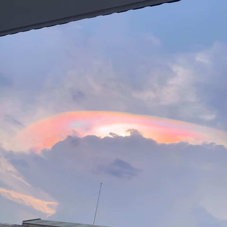 Ky dieu may ngu sac xuat hien tren bau troi TP HCM