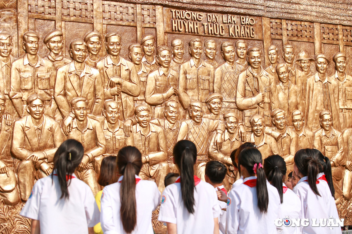 Sap khanh thanh Di tich lich su quoc gia Truong day lam bao Huynh Thuc Khang-Hinh-14