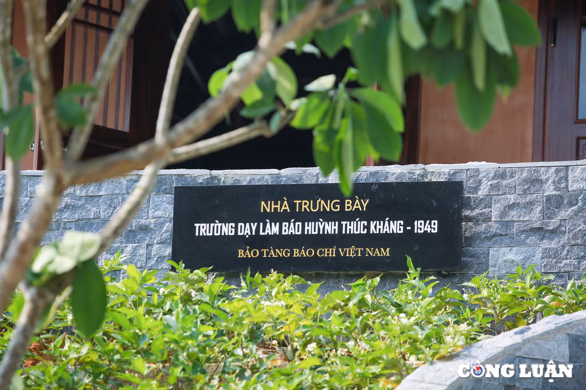 Sap khanh thanh Di tich lich su quoc gia Truong day lam bao Huynh Thuc Khang-Hinh-7