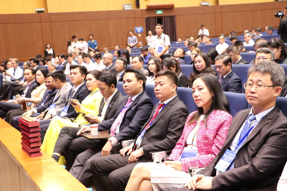 Pho Thu tuong Tran Hong Ha du dien dan Hop tac kinh te Horasis