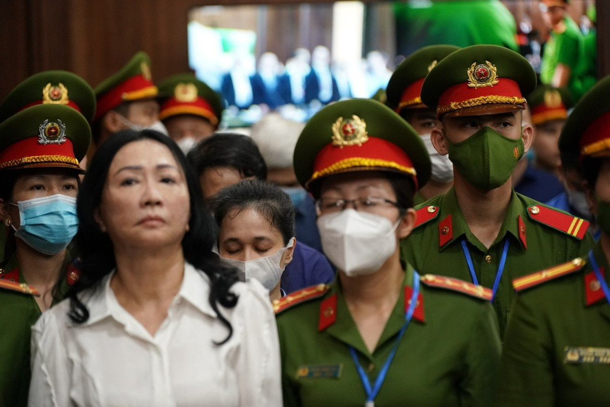 Vụ Vạn Thịnh Phát: Trương Mỹ Lan bị đề nghị mức án tử hình Vu Van Thinh Phat: Truong My Lan bi de nghi muc an tu hinh