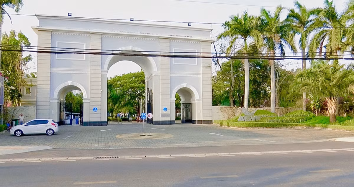 Chu tich UBND TP HCM: Phai chan chinh cac truong quoc te, tu thuc-Hinh-2