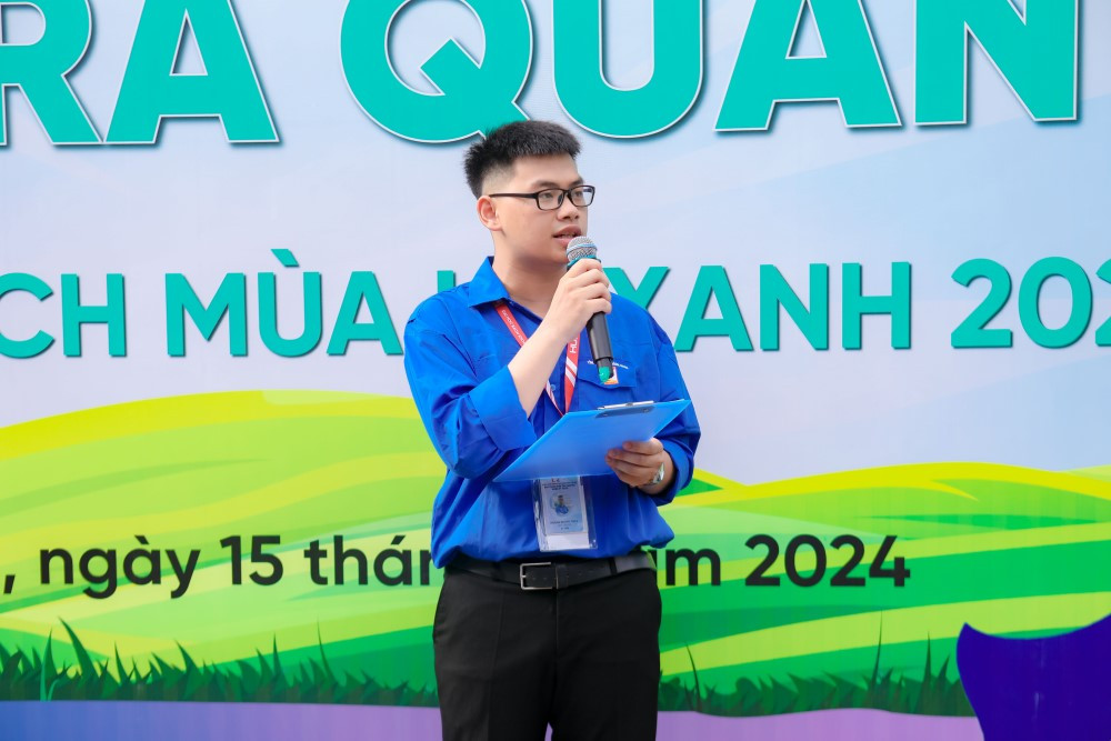 Hàng trăm chiến sĩ áo xanh ra quân “thắp sáng đường quê” - Hình 6 Hang tram chien si ao xanh ra quan “thap sang duong que”-Hinh-6