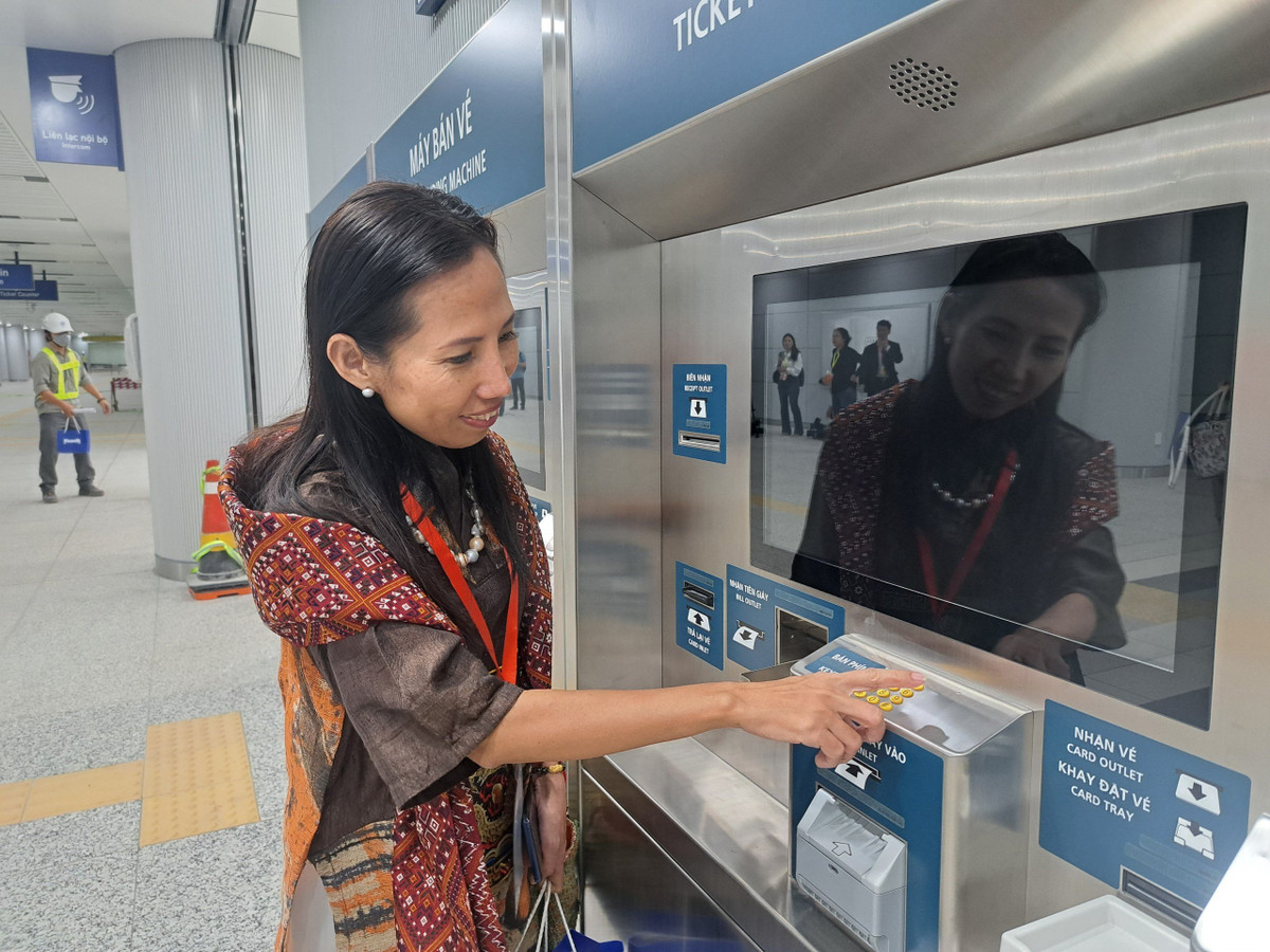 TP HCM: Bên trong tuyến Metro số 1 (Bến Thành-Suối Tiên) có gì? - Hình 9 TP HCM: Ben trong tuyen Metro so 1 (Ben Thanh-Suoi Tien) co gi?-Hinh-9