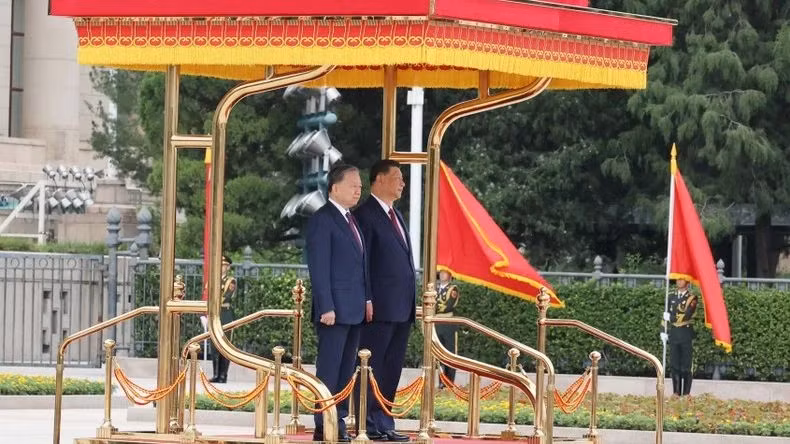 Trung Quoc danh nghi thuc cao nhat don Tong Bi thu, Chu tich nuoc To Lam