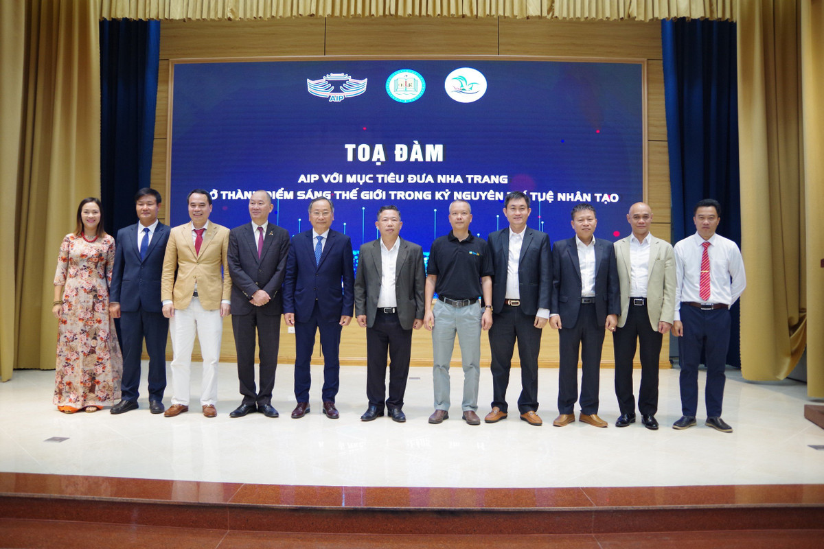 Đại học Thông tin Liên lạc, Bộ Quốc phòng tọa đàm về AI, an ninh mạng - Hình 4 Dai hoc Thong tin Lien lac, Bo Quoc phong toa dam ve AI, an ninh mang-Hinh-4