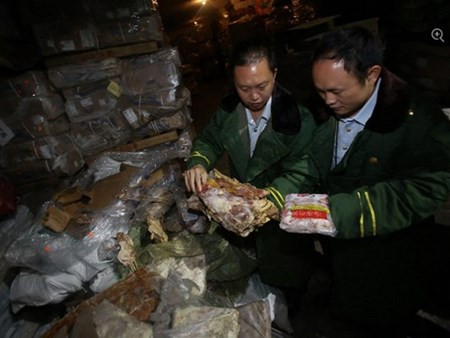 Duong day ban thit uop lanh 40 nam o Trung Quoc