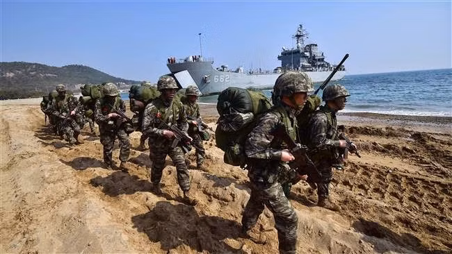 Quan doi Han Quoc tap tran do bo o Hoang Hai